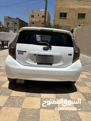  6 بريوس c 2012 للبيع