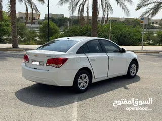  5 Chevrolet Cruze LS 2014 (White)