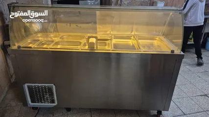  4 براد مطعم جديد