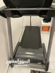  1 للبيع جهاز مشي نظيف بور فت يتحمل اوزان 130