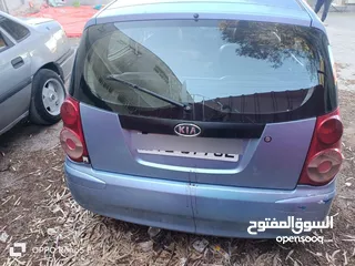  1 كيا بيكانتو 2011