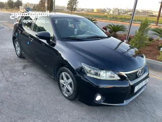  27 لكزس CT200 موديل 2012 فحص 3 جيد  وارد أوروبي   ممشى قليل 108 الف km