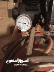  6 كومبريسة هواء كبيرة مستعملة بحالة الوكالة