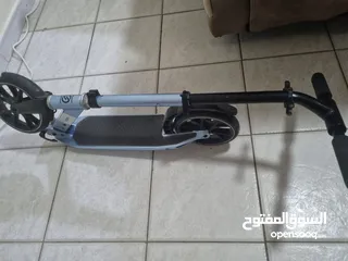  3 oxels scooter blue brand new (negotiable price