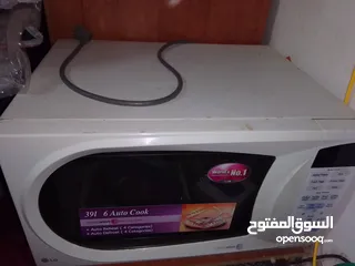  3 LG microwave oven 39L