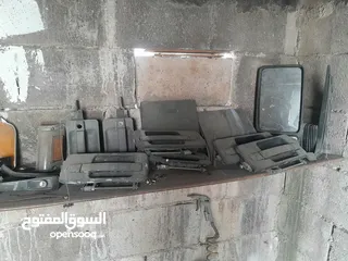  7 قطع شاحنات مرسيدس اصلي  للبيع