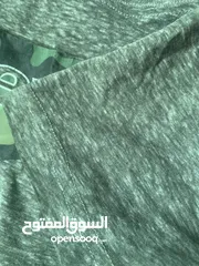  6 T-shirt Levi’s  في سعر جدا مناسب من  عمر 10-12 متوفر في كندا فقط collection ليفايز الجديد بأنسب سعر