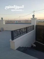  7 قطع اراضي المستنده الطبقه والمستنده موقع مميز لقطه 27500 يوجد فيلا بالبيضاء الأرض 500 البناء 240 متر
