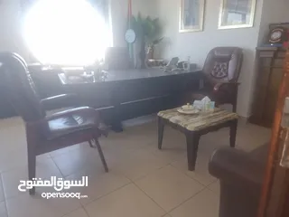  3 لليع المستعجل - أثاث مكتبي فاخر في أبوظبي
