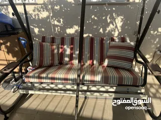 5 طقم راتان ومظلة ومرجيحة