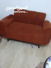  1 طقم غرفه جلوس بحاله جيده للبيع