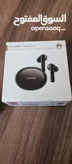  10 ساعة وسماعة huawei الاصليه لون اسود huawei smart watch gt 2 huawei freebuds 4i