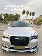  2 كرايسلر S300للبيع