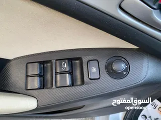  10 مازدا زوم 3 -  2019  بسعر 11600 دينار  كاش لون سلفر    لم تعمل سياحي او تطبيقات نهائي