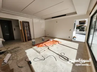  5 شقة للبيع في الصويفية ref : 14280