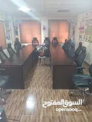  1 طاولة مكتب 60*160 و 2m*60 للبيع