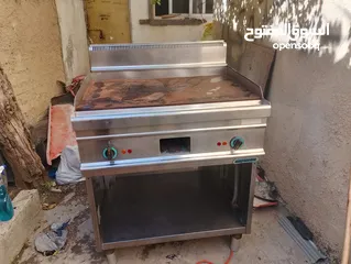  13 اغراض مطعم شبه مستعملة بحالة جيدة جدا