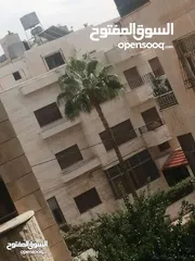  2 شقه للايجار الموقع الجاردنز 200