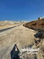  5 أرض للبيع المنارة  حوض المبرك مساحتها 607m2