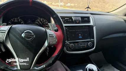  4 Nissan Altima black 2018 very clean  On Watts or email التيما 2018 نظيفة بدون اعطال اسود