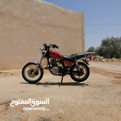  1 دراجه سزوكي جي ان 250cc الحجم الكبير