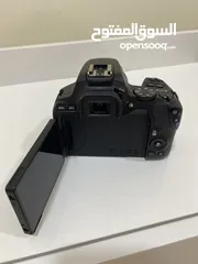  1 كانون EOS250D