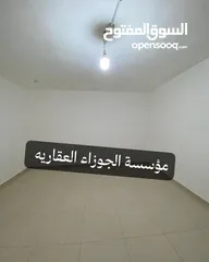  3 شقة فارغة للايجار في منطقة الياسمين خلف مسبح الياسمين