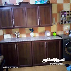  9 للبيع منزل مكون من طابقين بالإضافة إلى حديقة نصف دونم مشجر
