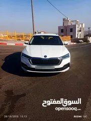  2 سكودا ستيشن بالكرتونه