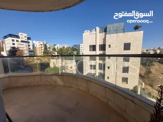  18 شقة طابق ثالث للبيع في جبل عمان بمساحة 190م