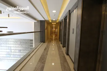  19 عيادات ومراكز طبيه للبيع مقابل المركز العربي الطبي وبجانب فندق الشيراتون (شركة رائد خلف للإسكان)