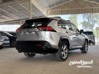  15 تويوتا راف فور ((2021)) XLE بريميوم، بطاريه ليثيوم، فل كامل، فورويل، حرة، بحالة الوكاله، بسعر مميز..