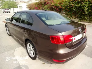  9 Volkswagen Jetta 2.0 L 2014 Brown Full Option