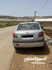  4 كيا برايد 2008
