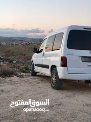  3 ستروين بارلينجو متور 1600 تيربو ديزل جير عادي 5 سرعات، لون ابيض، موديل 2007 ترخيص 2008