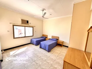  8 For rent in hoora 2 bhk fully furnished 250 exclusive