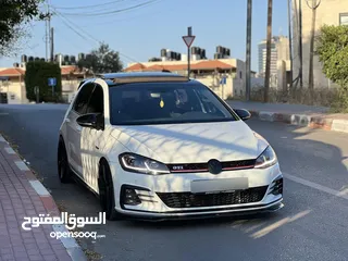  4 lVolkswagen Golf Gti