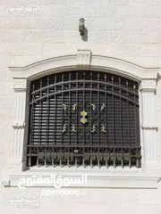  3 القيسي لكافة أعمال القرميد والحدادة وديكور والابرقولات وكرميد