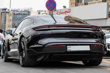  30 Porsche Taycan 2021  كهربائية بالكامل  Full electric   السيارة بحالة ممتازة