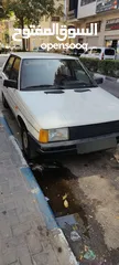  4 رينو 9 1983