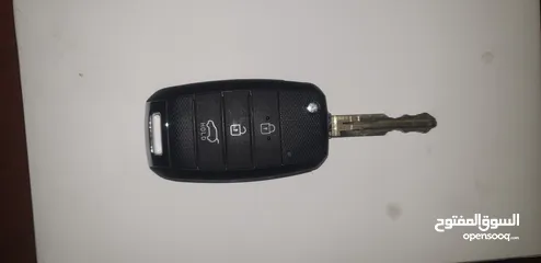  1 للبيع مفتاح Kia اصلي