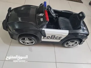  1 Police car, ride on - سيارة شرطة للأطفال