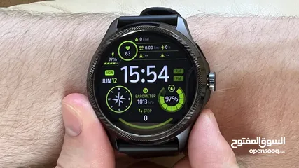  2 ساعة ticwatch 5 pro الفريده من نوعها