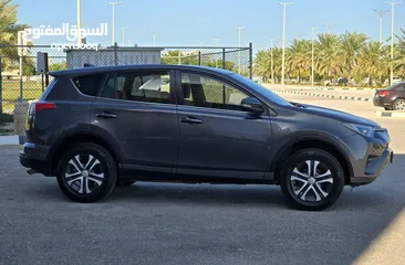  7 TOYOTA RAV4 4WD 2018