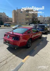  3 Ford mustang 2010  4.0 CC