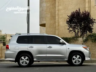  7 تويوتا لاند كروزر (GXR 2015 (V8 وارد صيانة الشركة ( طلب خاص 60th) مالك واحد بحالة الوكالة