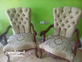  8 تنجيد جميع انواع الكنب يوجد لدينا خدمه صيانه كنب بلموقع وصباغه جلد طبيعي