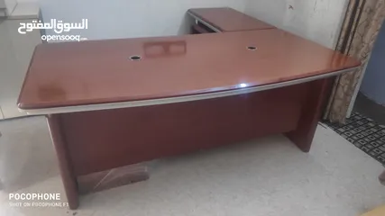  1 Manager Table (مدير مكتب طاوله )