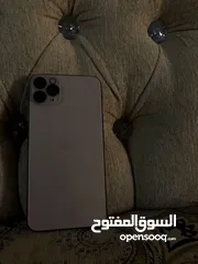  3 ايفون 11 برو ماكس للبدل او للبيع