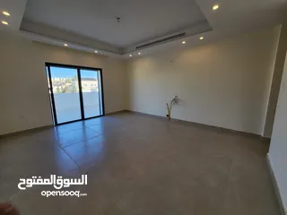  13 روف فاخر للبيع في عبدون ref : 14387